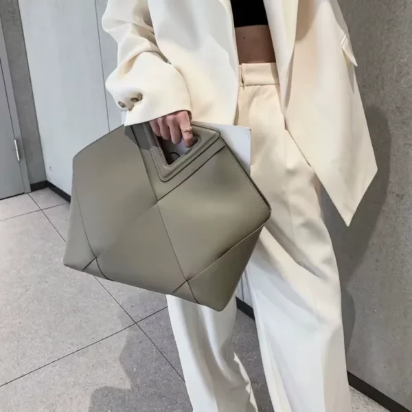 factory_outlet_large_capacity_shoulder_bag_fashion_trend_diagonal_bags_luxury_ladies_bags_2
