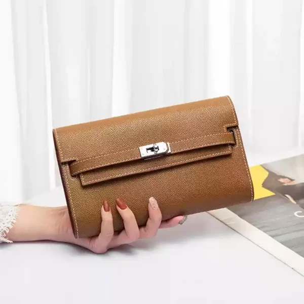luxury_genuine_leather_envelope_clutch_–_structured_evening_bag_with_lock_closure_6